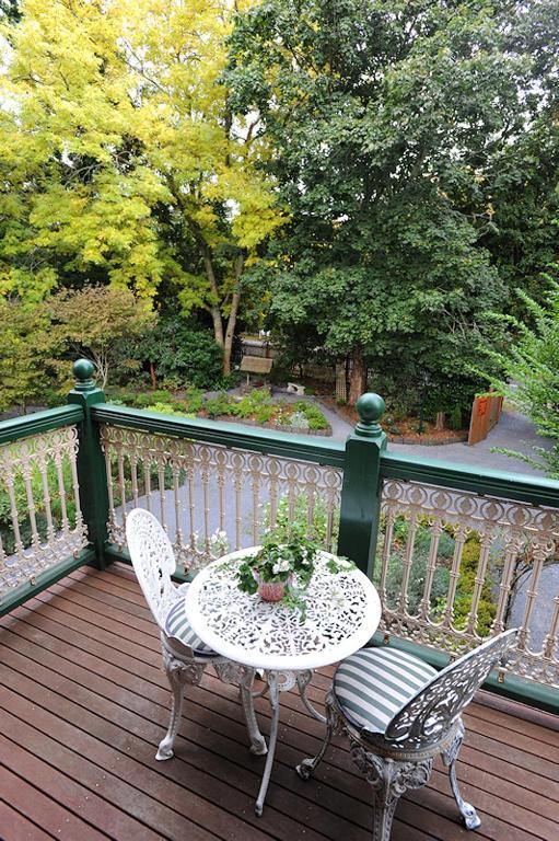 Bed & Breakfast Mary Cards Coach House 4*
